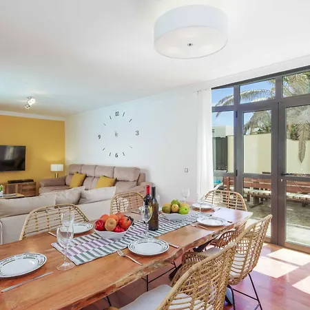 Lanzabur * Teguise (Lanzarote)